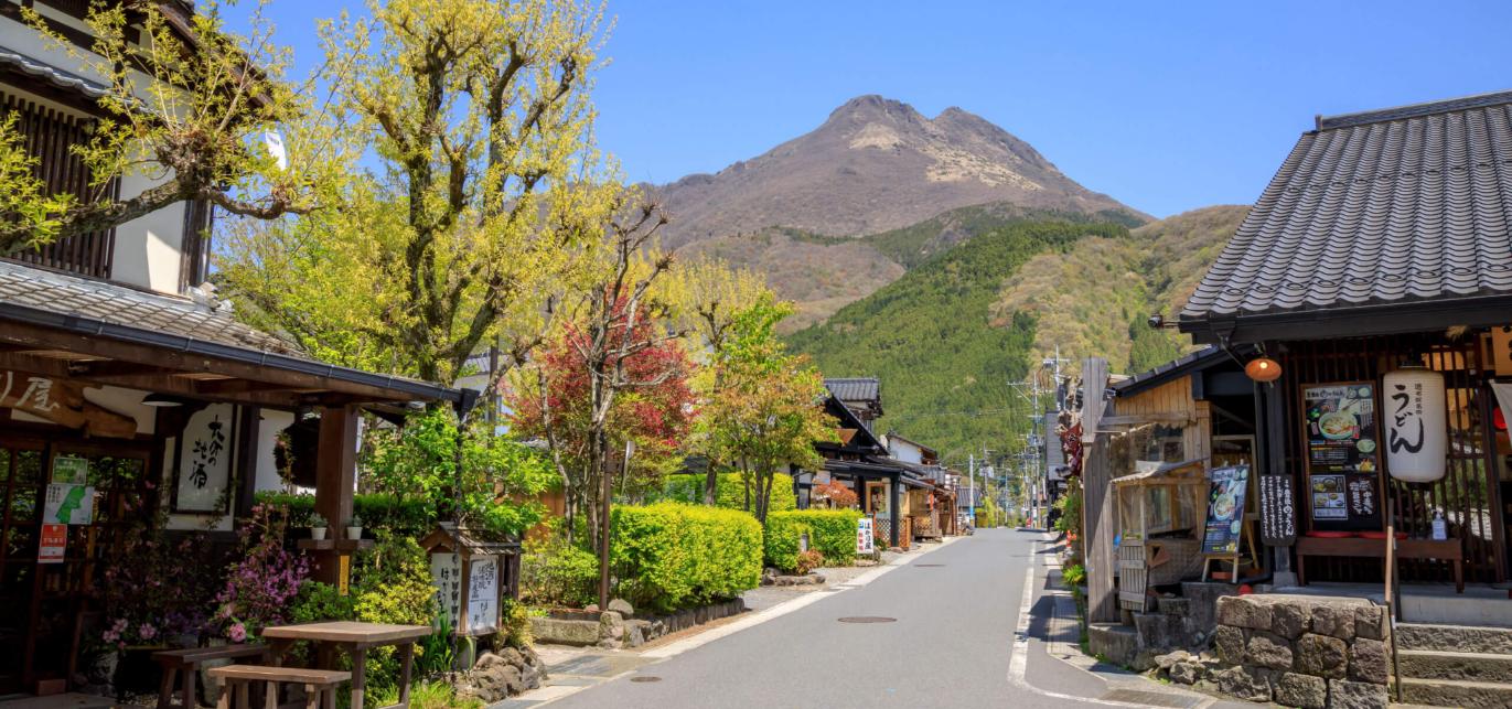 Kyushu Summer 6-Day Tour｜Takachiho Gorge・Kusasenri, Aso・Yufuin Classic Route